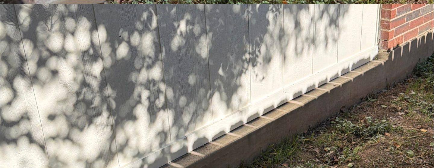 Before and after photo of exterior trim repair by Hill Country Painting in Round Rock, TX