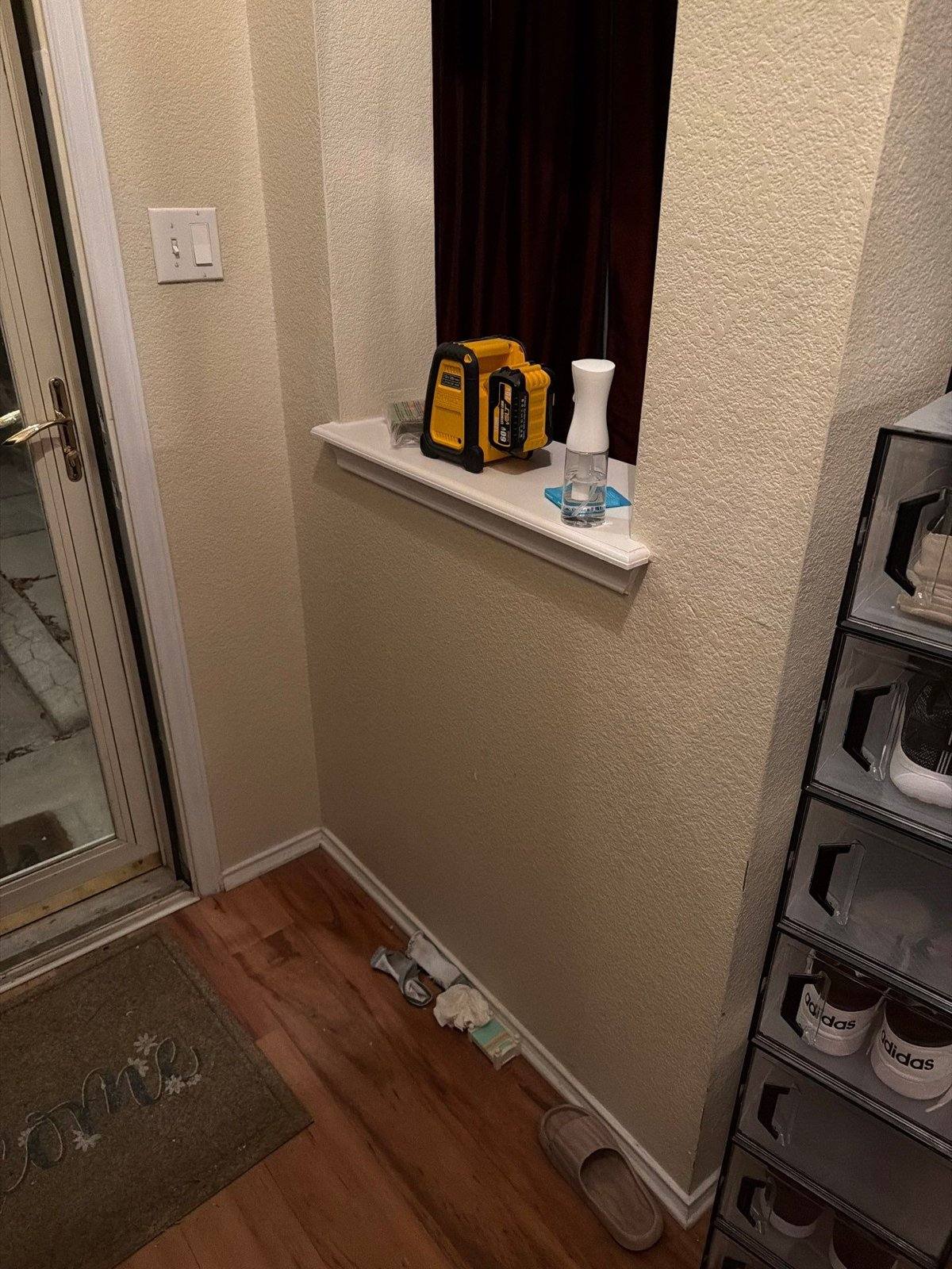 Entry way before painting in Pflugerville, TX by Hill Country Painting