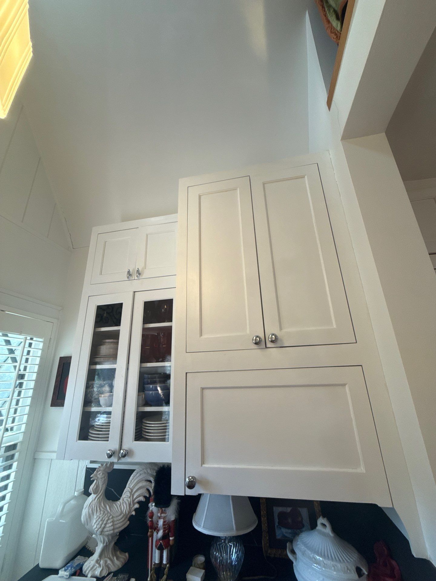 Kitchen cabinet ahead of cabinet painting in Austin, TX by Hill Country Painting