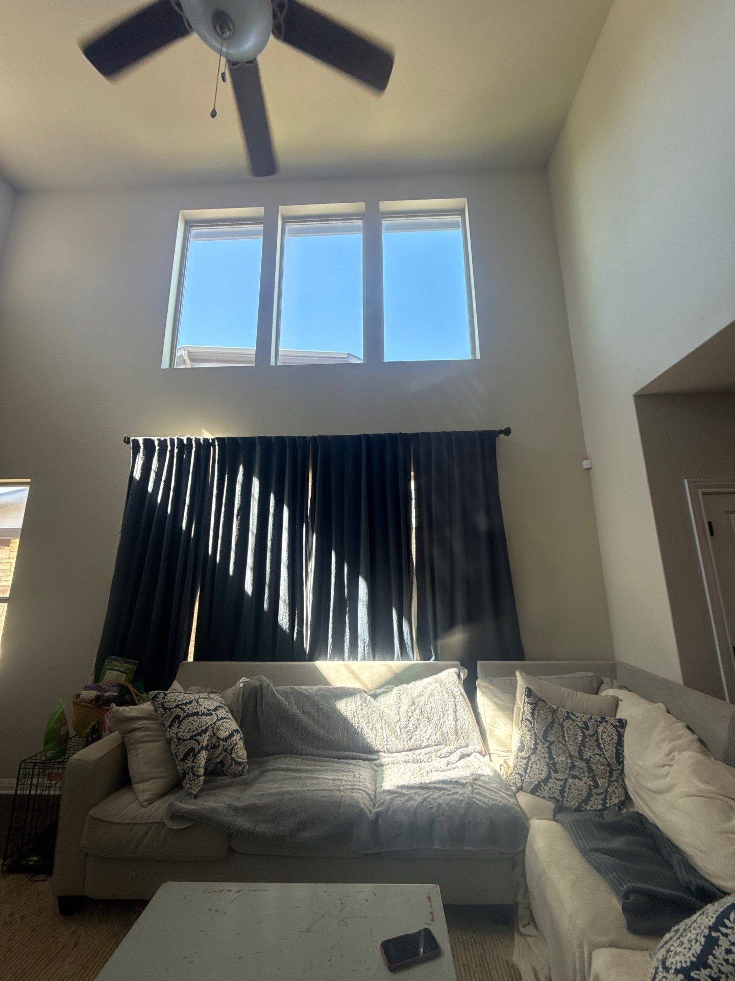 Living room ahead of interior painting in Austin, TX by Hill Country Painting