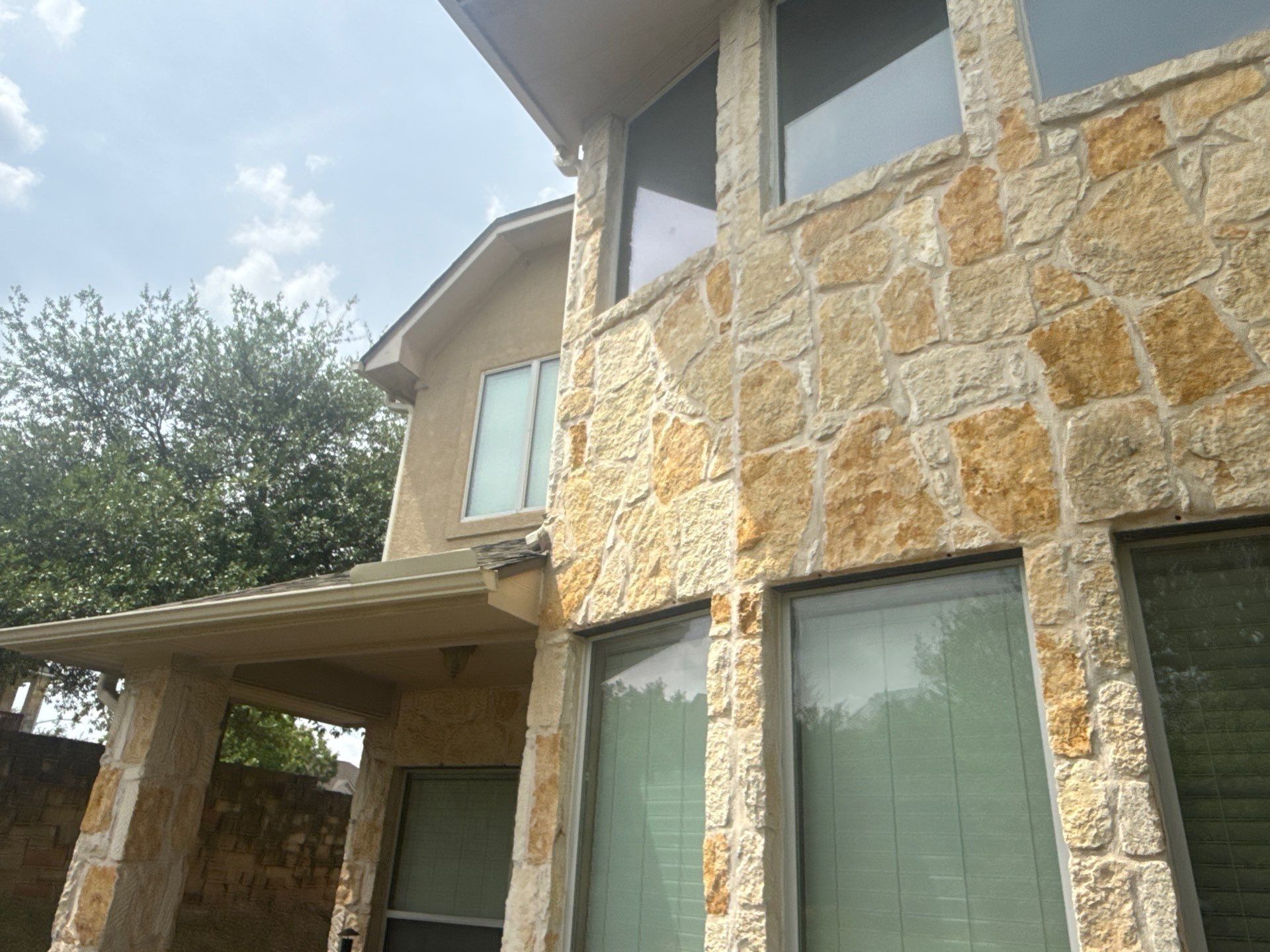 Back corner ahead of painting in Austin, TX by Hill Country Painting