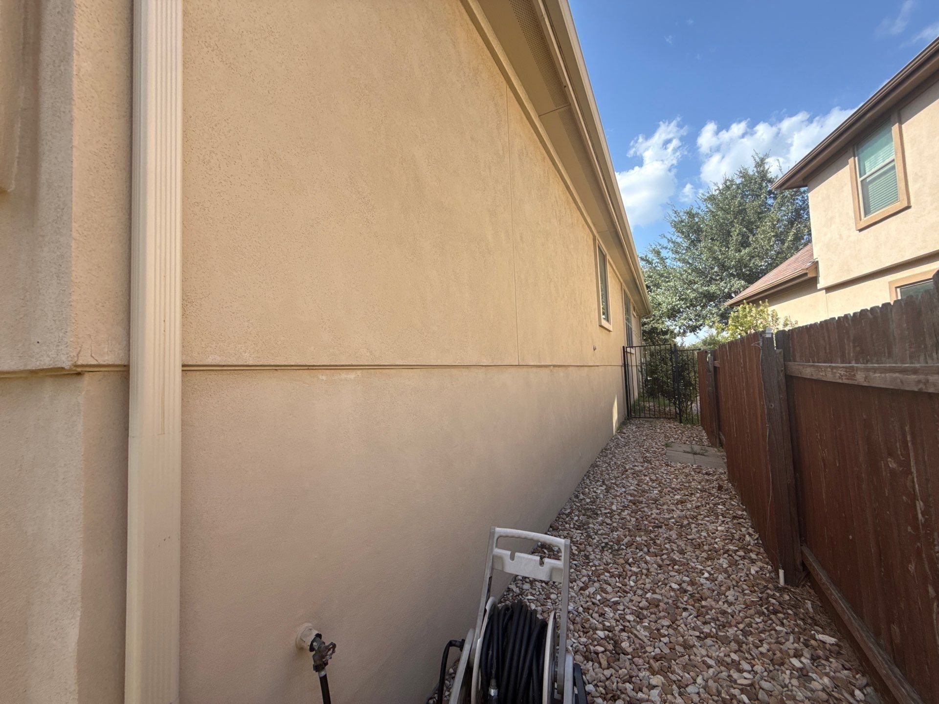 Side yard siding