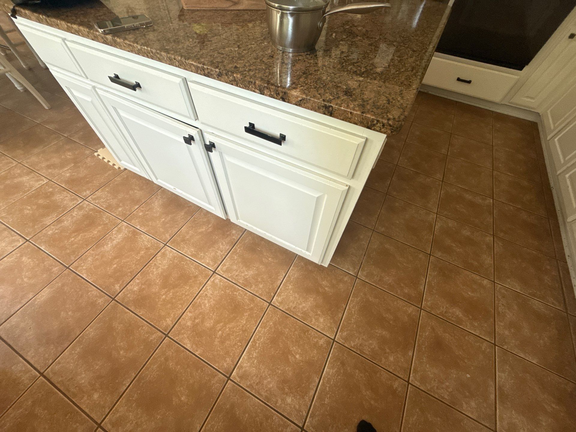 Kitchen island cabinet detail