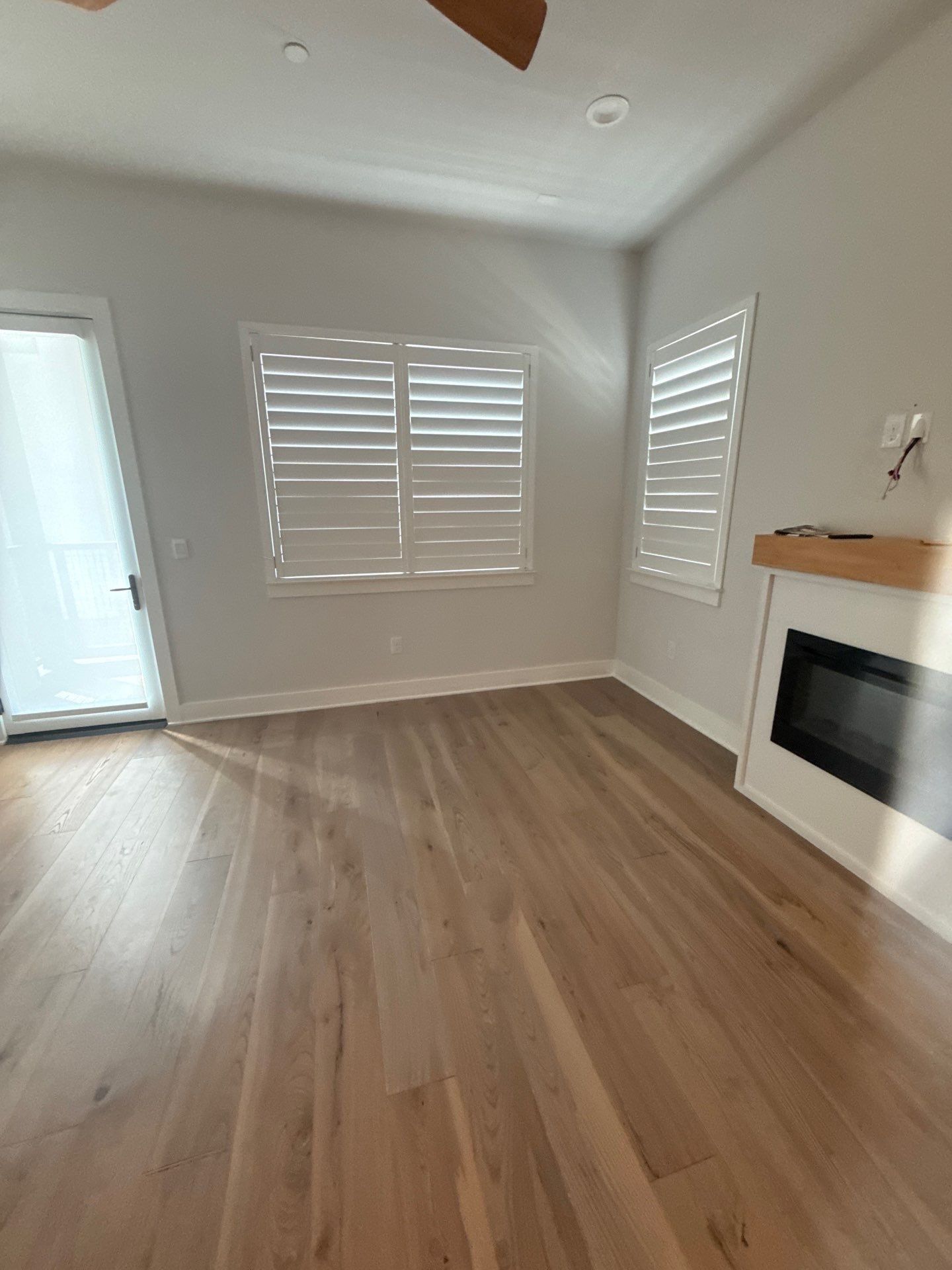 Living room with fireplace