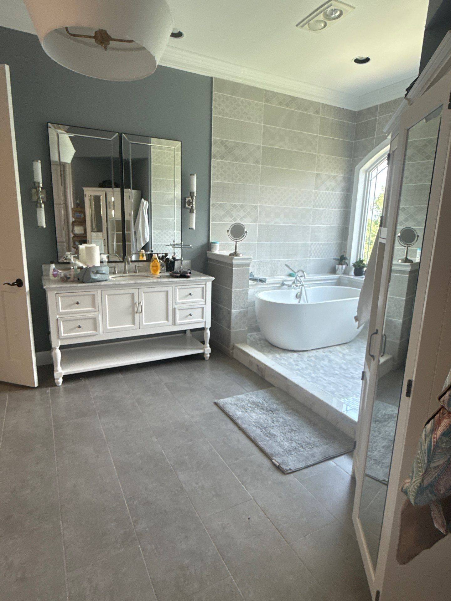 Interior painting project photo