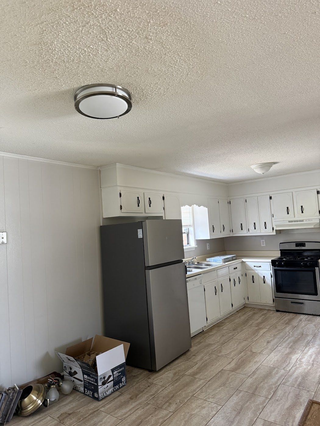 Rental Unit Turn — Living Area